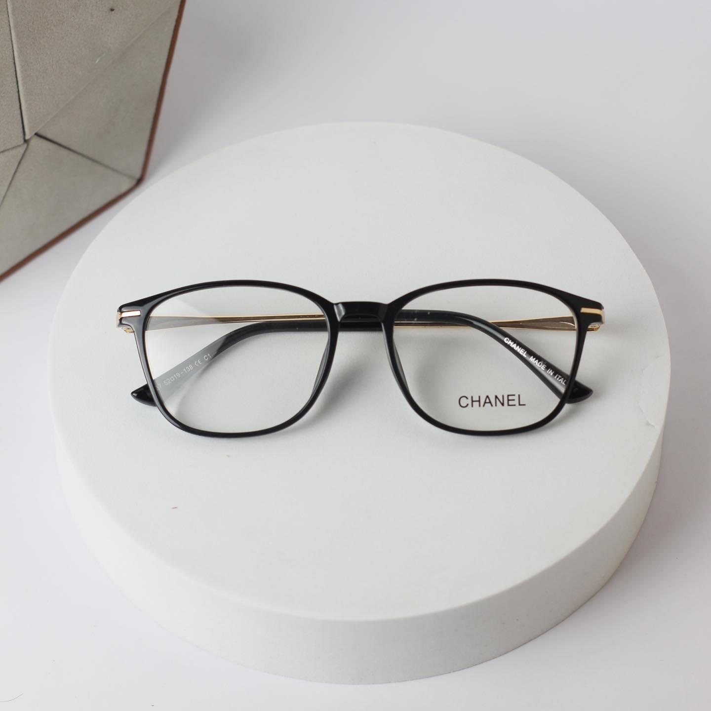 Chanel Cheeks Glasses