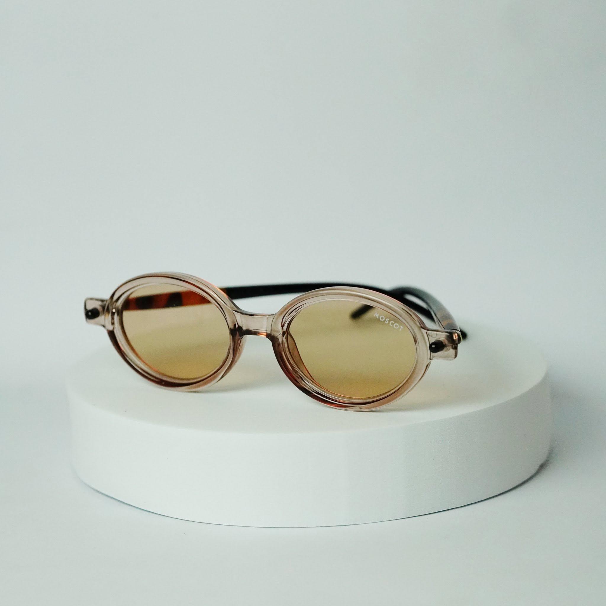 Vintage Oval